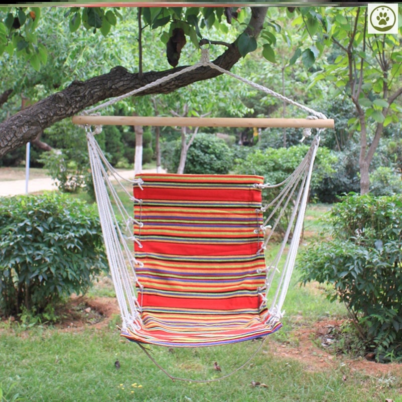 Hanging Chair Suspended Outdoor outdoor hanging tree with autumn dry thickening tied to the small hammock-proof side of the tree for summer