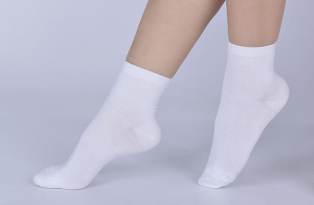 Vớ sợi tre nữ mùa thu và mùa đông dày và khử mùi trong ống cotton tre than đen dụng cụ chạm đáy vớ thể thao màu đen tất đẹp hàn quốc