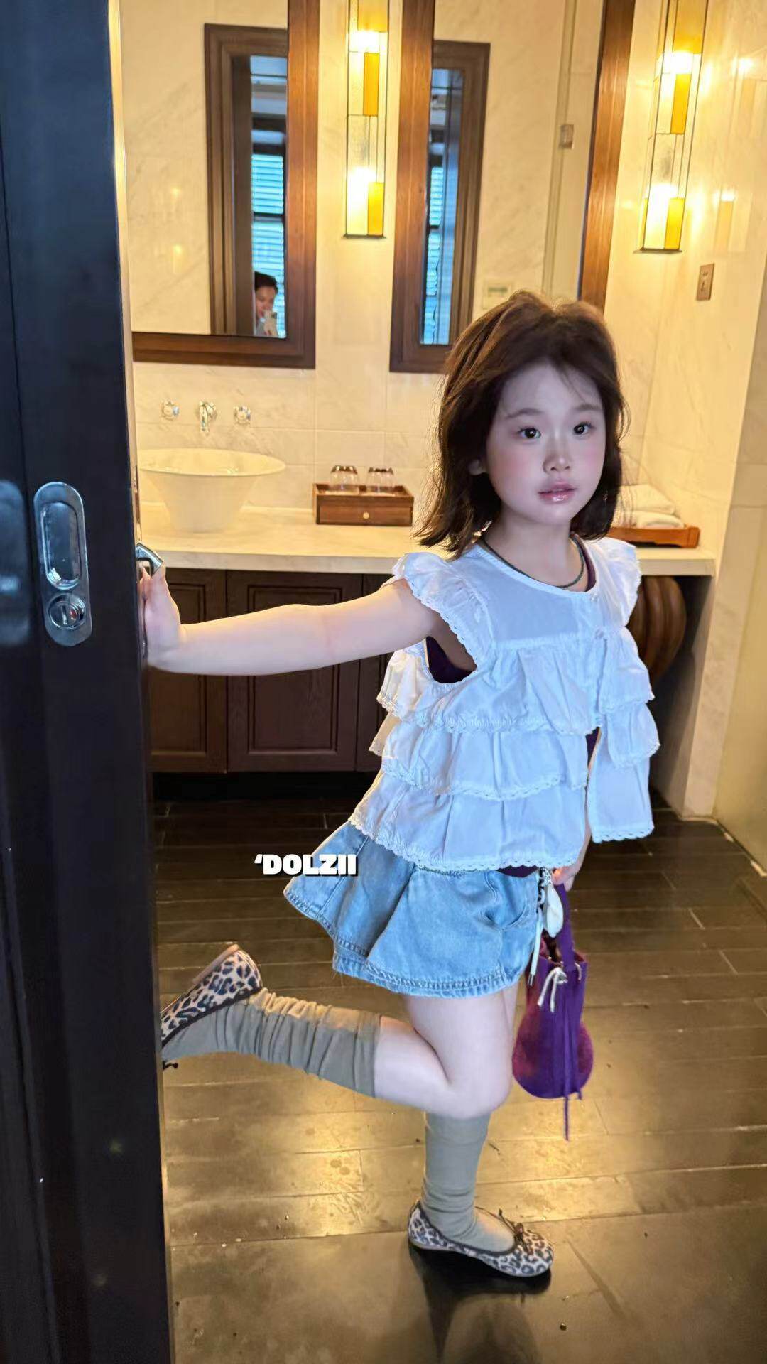 豆子豆瓣高端私制童装店