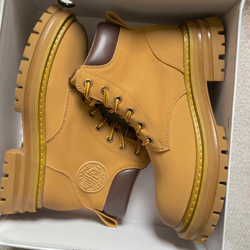 Big Yellow Boots Women's Shoes Summer New 2026 Martin Boots Men's British Style Genuine Leather Short Boots Thick Sole High Top Versatile
