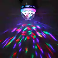Đèn LED xoay màu bóng đèn sân khấu chiếu sáng vuông nhảy múa phòng gia đình KTV giải trí chị vui đèn nháy karaoke
