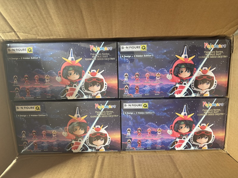 Authentic In-Stock Brand New Mobile Suit Gundam Pajama Doll Series Blind Box Full Box End Box Figure Trendy Toy
