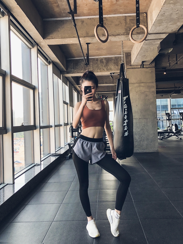 Áo ngực thể thao phụ nữ không có vòng thép để nhận được sữa chống sốc thu thập âm thanh nổi Yoga áo ngực tập thể dục chạy áo ba lỗ tập gym nữ