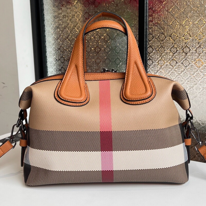 Crossbody Bag, Large Capacity Handbag, Light Luxury, High-Quality Texture, Versatile, Classic Plaid Shoulder Bag for Women, Pillow Bag