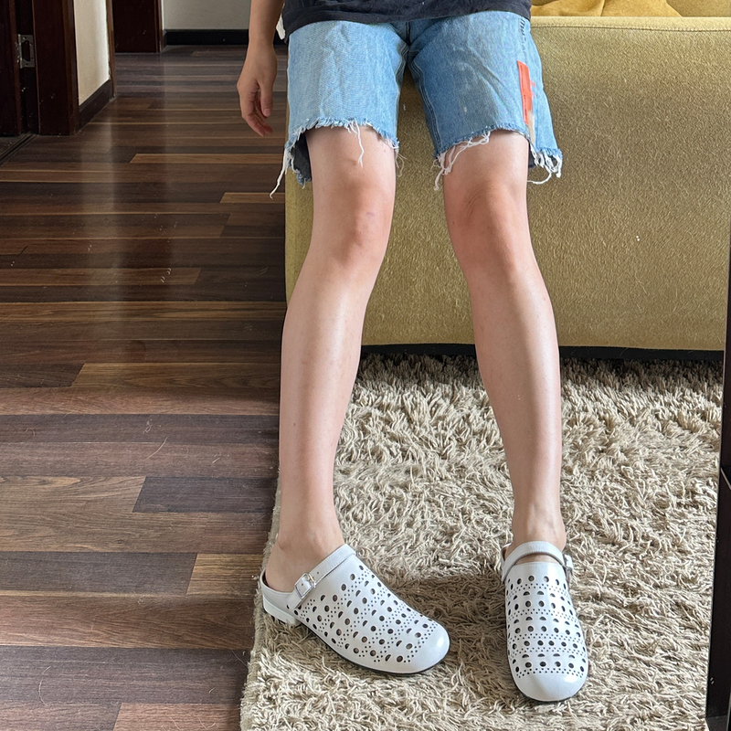 European Vintage Hollow-Out French-Style Half-Slip Women's Shoes, Summer Breathable Washed Horse Leather Birkenstock-Style Hidden Heel Closed-Toe Leather Sandals