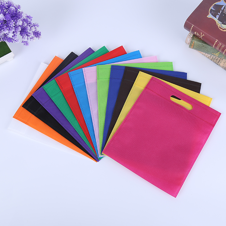 Non-woven bag customized shopping bag environmental protection bag non-woven bag fixed laminated spot blank bag printing word urgent