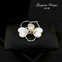 960 high-grade copper micro-inlaid flower brooch natural shell petals corsage temperament accessories silk towel buckle scarf buckle