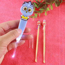 Childrens luminous ear spoons 2 bamboo ear spoons set does not hurt the ears. Soft head baby ear artifact safety and hygiene