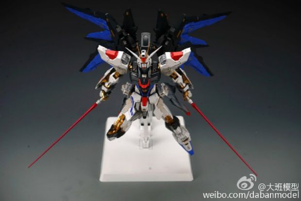 SF Vận chuyển Taipan MB Style Strike Free Assault Spray Skeleton 1/100 Mô hình tự lắp ráp mạnh mẽ - Gundam / Mech Model / Robot / Transformers bộ lắp ráp gundam