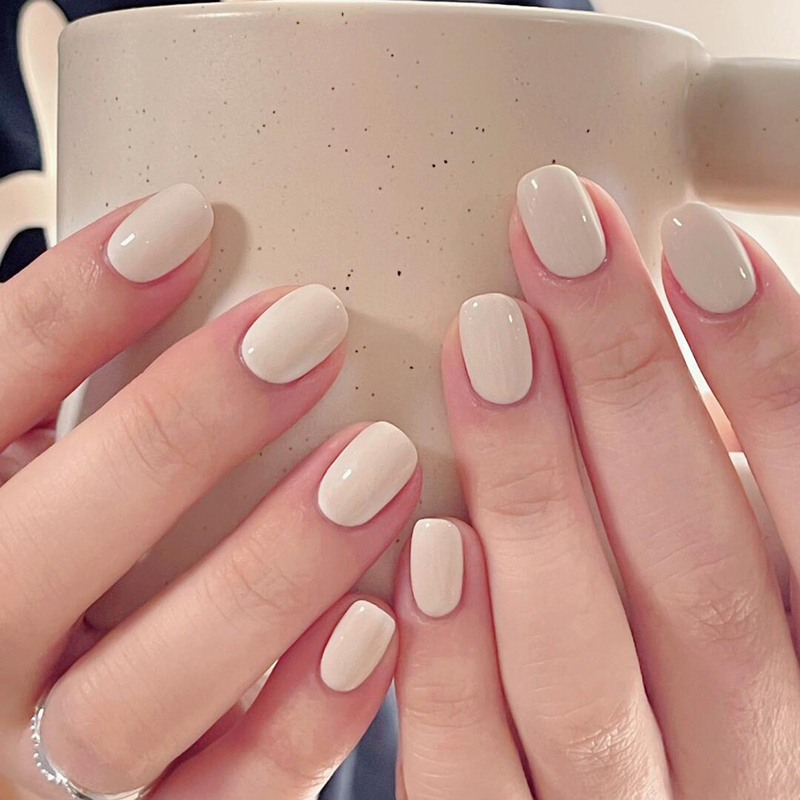 2026 New Style Handmade Wearable Nails, Milky White Solid Color Finished Phototherapy Nail Patches, Fake Nails That Make Skin Look Fairer, Xiaohongshu