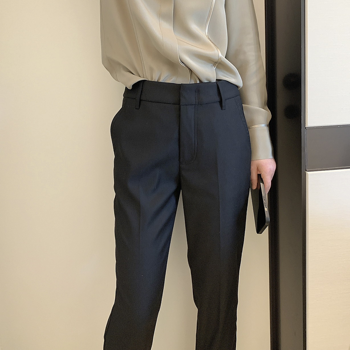 FISH MOM Alcohol v1nce workplace sister bi accept this OL commuter black thin wool trousers dark blue