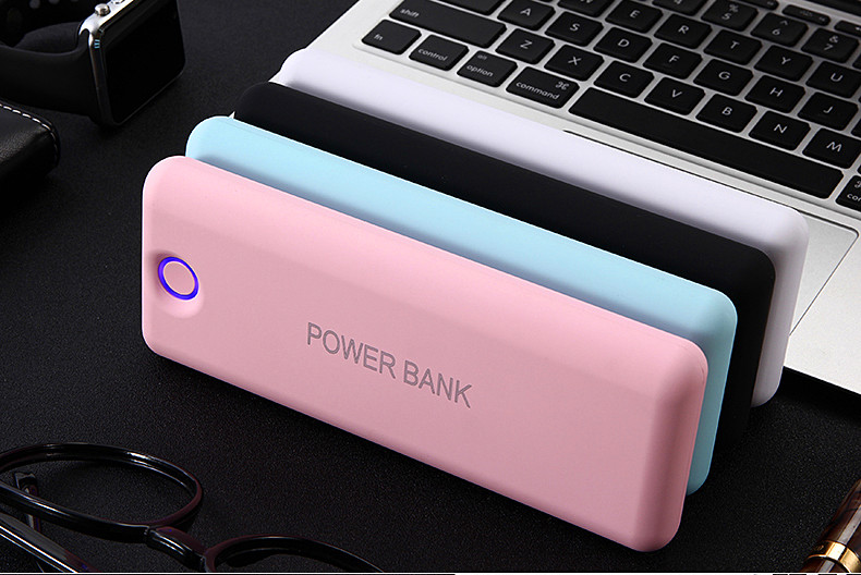 Dung lượng lớn sạc di động kho báu điện thoại di động 10000 mAh loại phổ dụng