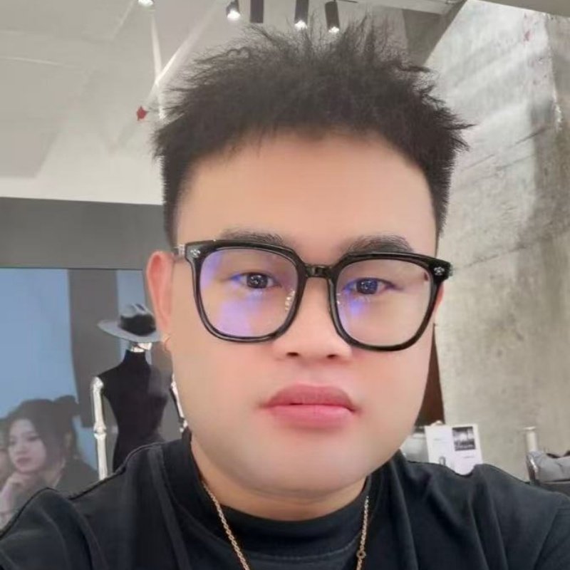 解构潮流密码：这款长袖衬衣何以成衣界宠儿