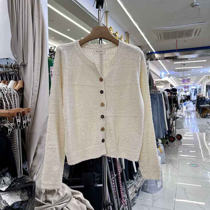 Y.U.N.9180 Authentic Autumn New Korean Style Scissor Collar Slimming Versatile Relaxed Commuter Cardigan Sweater for Women Y.U.N.9180 Authentic Autumn New Korean Style Scissor Collar Slimming Versatile Relaxed Commuter Cardigan Sweater for Women