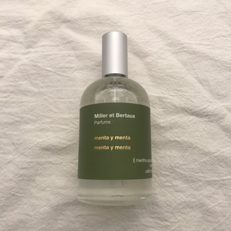 Miller Botas Double Mint Brahma Rose No. 17 Composition Green Fragrance Determination of Tranquility and Morning Light Miller Botas Double Mint Brahma Rose No. 17 Composition Green Fragrance Determination of Tranquility and Morning Light