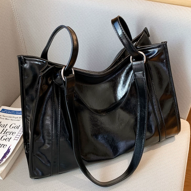 Handheld summer capacious shoulder bag, high-quality style, 2023 collection