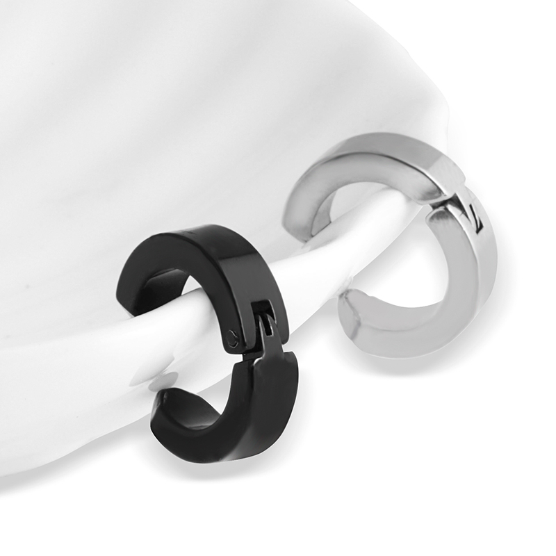 Korean version of titanium steel ear buckle Tide people ear needle men's singles only fake ear needle female ear clip domineering personality students earless earrings