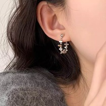 French special cabinet S925 silver needle advanced sensual light lavish silver ear nail shiny earrings upscale ear accessories 2023 new