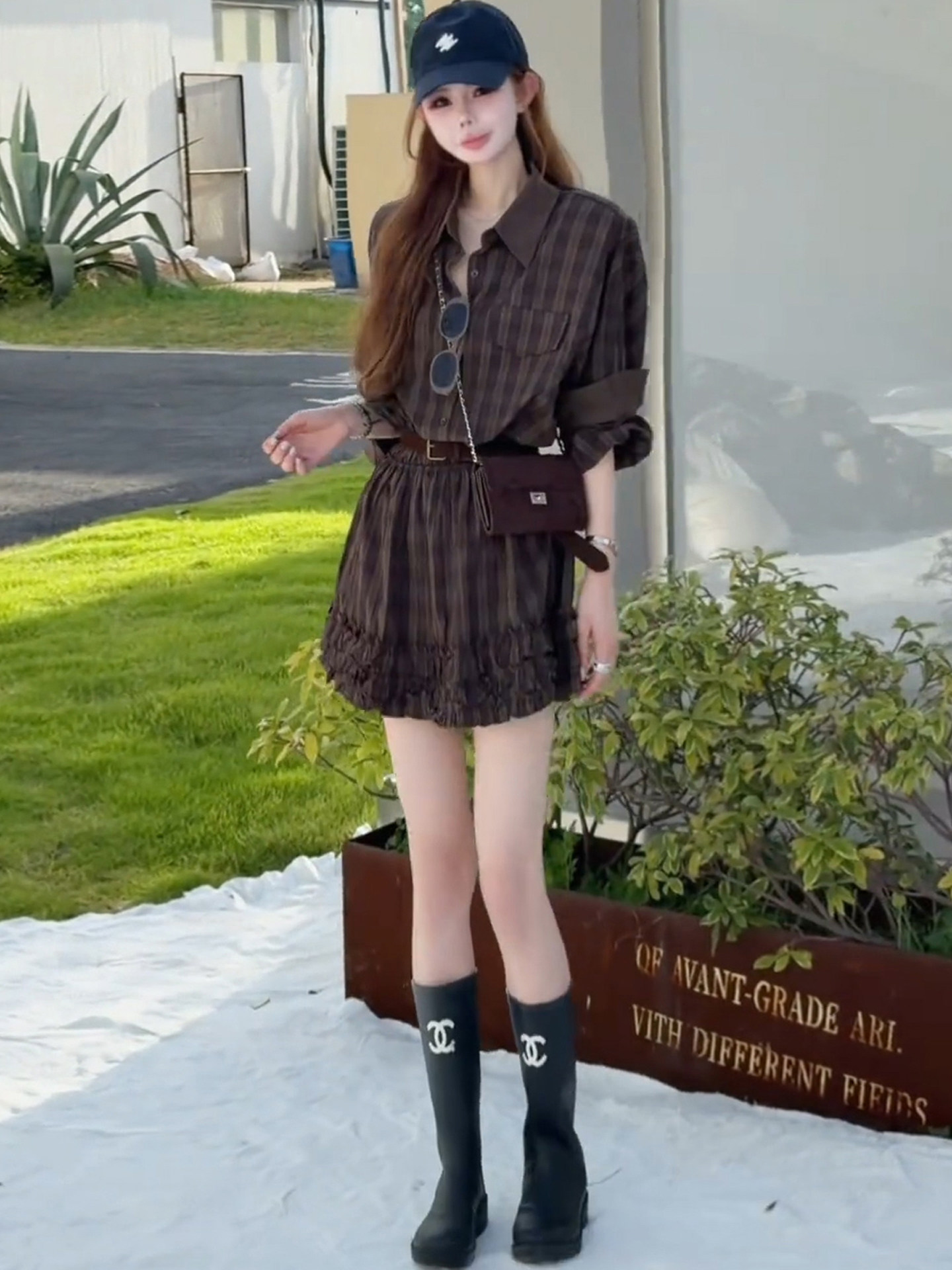 새로운 레트로 체크무늬 여성 드레스 허리 수축 프릴 미니 스커트 핫걸 루즈핏 POLO 칼라 슬림해 보이는 드레스 상세 이미지 6