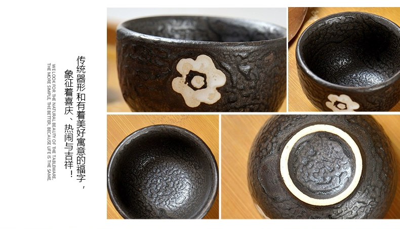 Đồ gốm sứ tráng men đen với hoa anh đào trắng phong cách Nhật Bản và bình gốm bằng gốm đặc trưng nhà hàng lẩu rượu nhà hàng ly uống rượu nhỏ