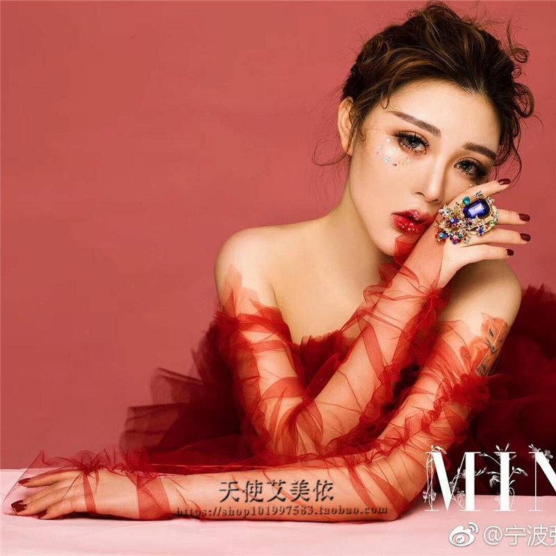 Fashion personality bride wedding photo long sleeve sleeve gloves red photography photo accessories props wrinkled gloves