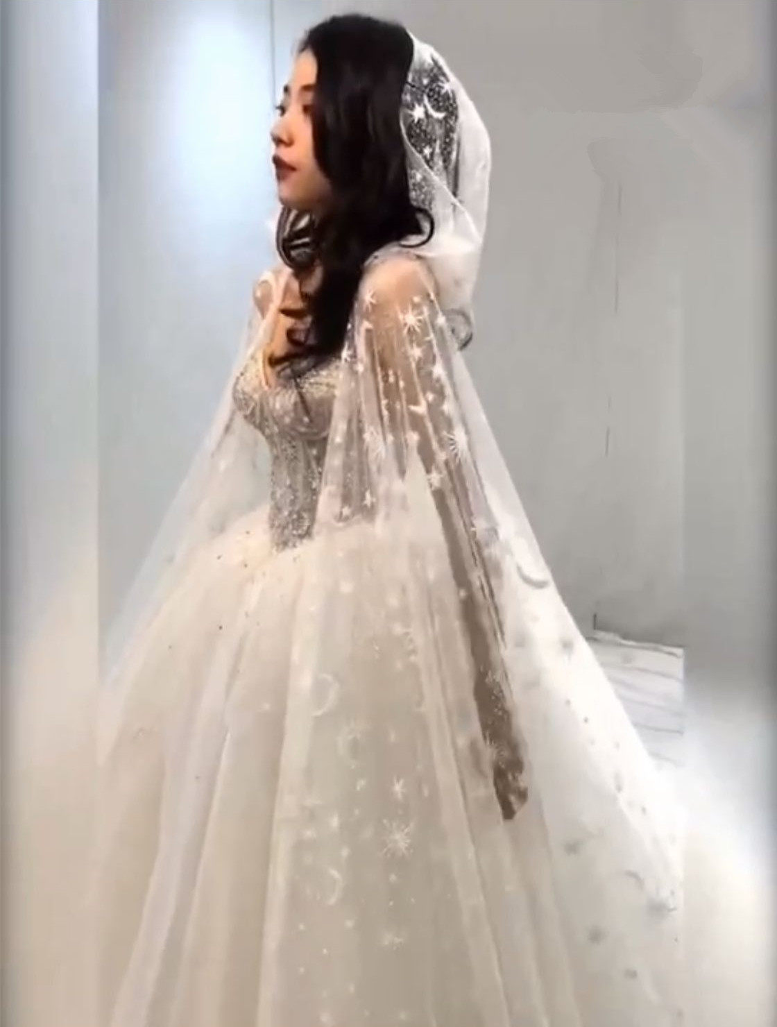 Shake Soundnet Red Bridal Bridal Wedding Shawl New Star Moon Cape Twinkle Glittering Head Yarn Trailing yarn without wedding dress