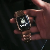 乐雨 Подходит для IWATCH9/8 Apple Watch с 7 -гранационным защитным корпусом Ultra из нержавеющей стали Apple Watch Маленькие кубики летние SE Мужское и самка