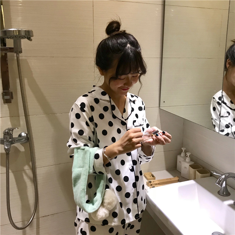 Bộ đồ ngủ chấm bi nữ mùa thu Hàn Quốc in chấm in quần dài tay phù hợp với áo len giản dị dịch vụ tại nhà có thể mặc bộ đồ ngủ