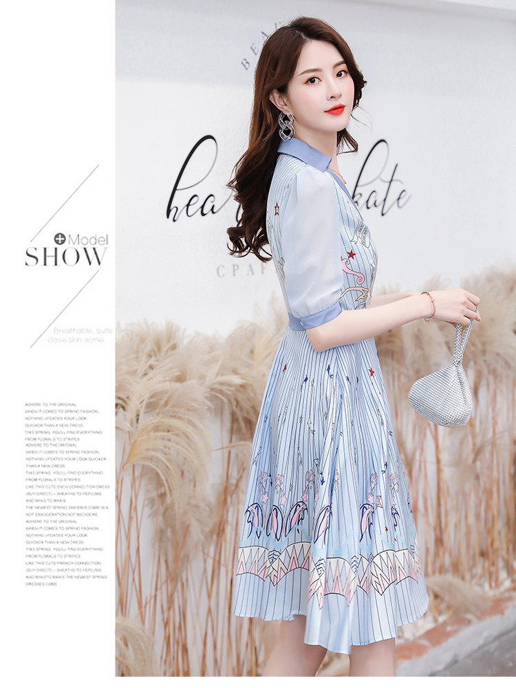 DABI 韓國風氣質騰圖印花修身V領短袖洋裝 DABI 韓國風氣質騰圖印花修身V領短袖洋裝