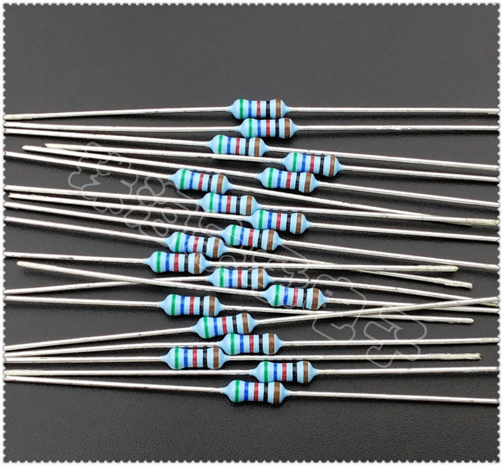 VISHAY 562R MBB0207 1 4W 0 25W 562 European imported metal film resistor generation 560R