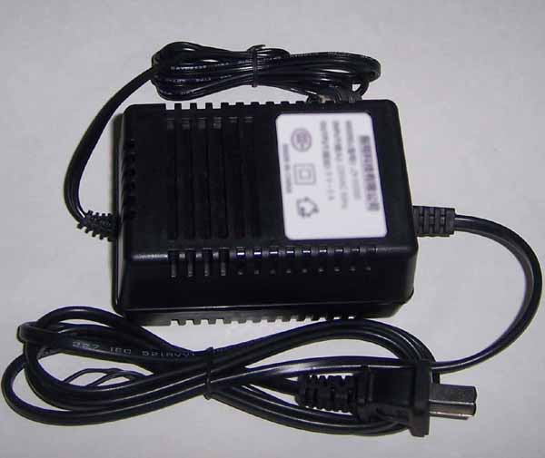 The Roland Roland TU-50 power supply adapter