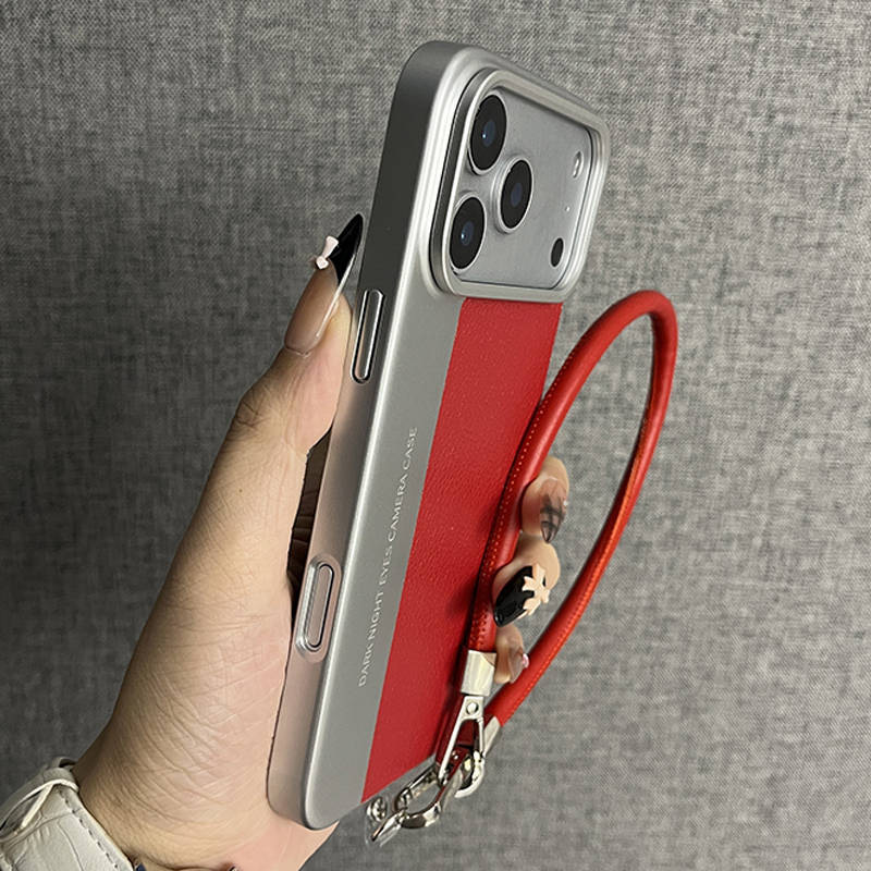 Three Fishes [High-End Lychee Leather Texture Camera Case with Red Hand Strap] Suitable for Apple 17 Pro Max/17 Pro Phone Case, New Business Trendy Brand, Anti-Drop Full Protection Cover for Men and Women