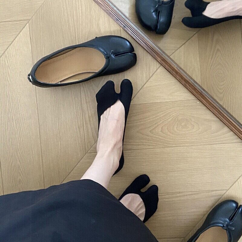 I Found a Treasure! These Split-Toe No-Show Socks Are a Surefire Hit! Invisible, Lightweight, Silicone Non-Slip, Sweat-Absorbing, Breathable No-Show Socks