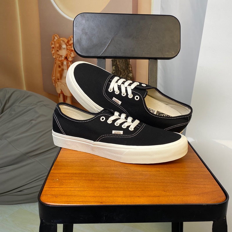 Vans Authentic Vr3 Lightweight Low-Top Casual Canvas Sneakers for Men and Women Vn0005Ud1Kp Vans Authentic Vr3 Lightweight Low-Top Casual Canvas Sneakers for Men and Women Vn0005Ud1Kp