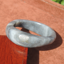 Leak collection grade Xinjiang characteristic gold leather with pores blue and white seed material inner diameter card 55 5mm follow-up bracelet h2