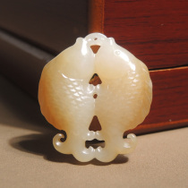 I was shocked by the dialect and the exquisite Hetian jade from Xinjiang and the sugar white jade is warm and moist with fish pendant pendant h4