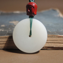 Stunned by dialect Hetian jade boutique wear-grade Russian white jade oily and delicate safety buckle pendant pendant large leakage h6