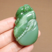 Rare dialect Hetian jade Russian old pit material spicy green and white cats eye far-sighted pendant pendant h7