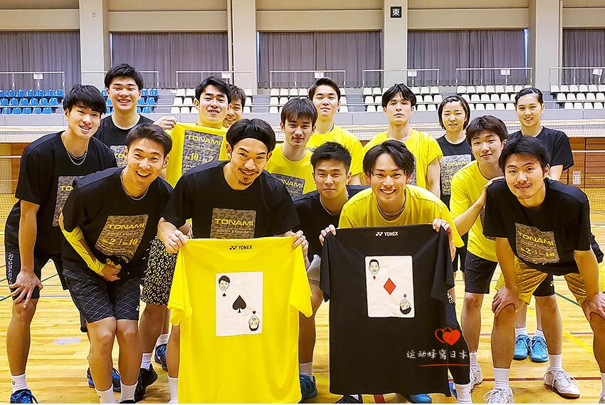 Sports honeycomb Japan YONEX Yonex TONAMI with the same big color badminton suit short sleeves men's and women's models