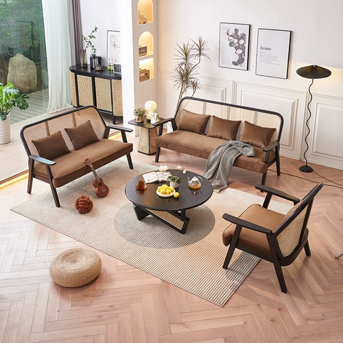 Современный и минималистичный диван из натурального дерева для отдыха