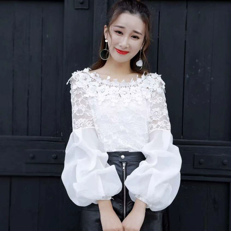 Mùa xuân và mùa thu của phụ nữ Slim Fit Leaky Vai Cổ phồng Tay áo Thời trang Áo ren trắng Voan dài tay Áo sơ mi - Áo sơ mi chiffon ren