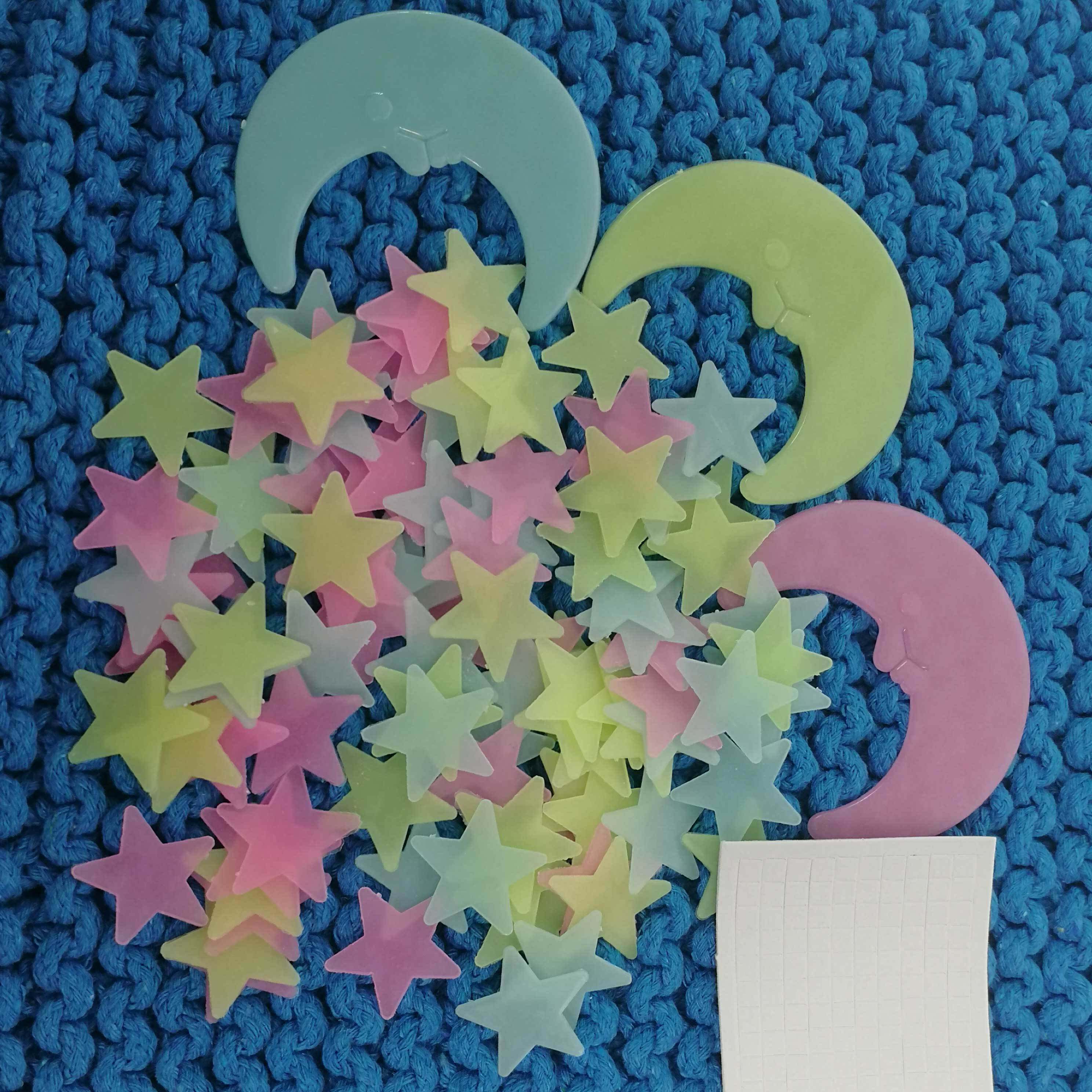 (100pcs 200pcs 300pcs)Luminous stickers Fluorescent stars wall stickers Bedroom self-adhesive mural 3d three-dimensional wall stickers