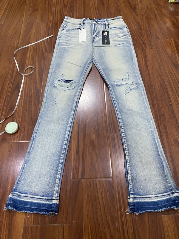 American Street Fashion Brand Waimea, American-Style Slim-Fit Ripped Jeans, the Fit Is Particularly Good, Unisex with Patches