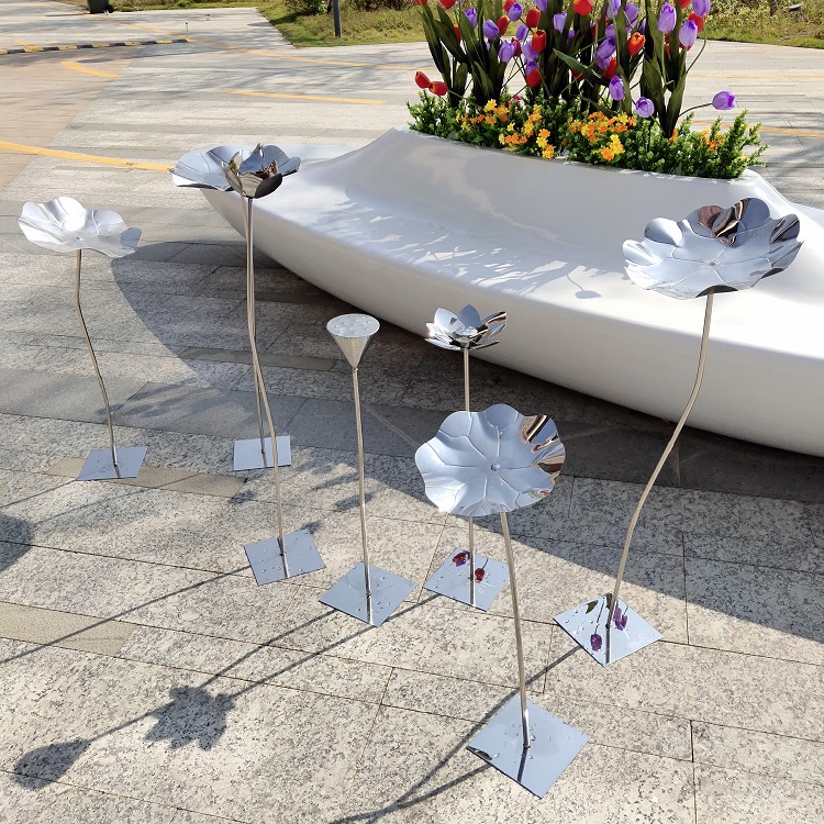 Abstract metal lotus leaf hotel sculpture ornaments Home accessories Modern stainless steel sculpture model room creative ornaments