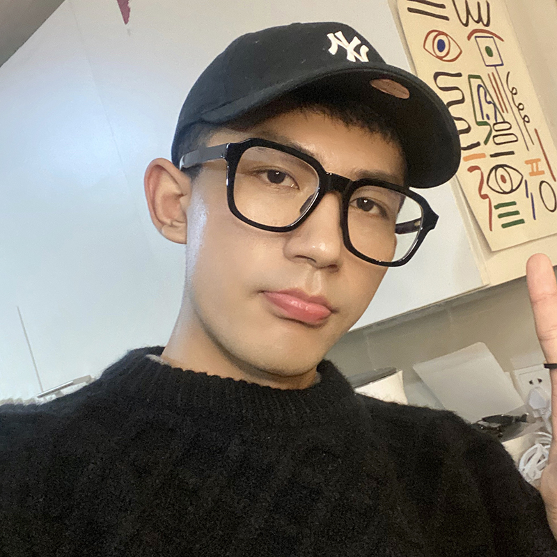 Net red Japanese men's black frame anti-blue light anti-radiation glasses frame students with myopia plain mirror women's tide