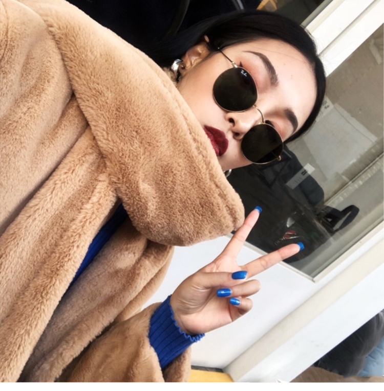 Kính râm nhỏ gọng kính tròn nữ thủy tinh mặt tròn cổ điển cổng gió đường phố bắn kính râm hip hop kính đỏ gọng kính cận nữ đẹp