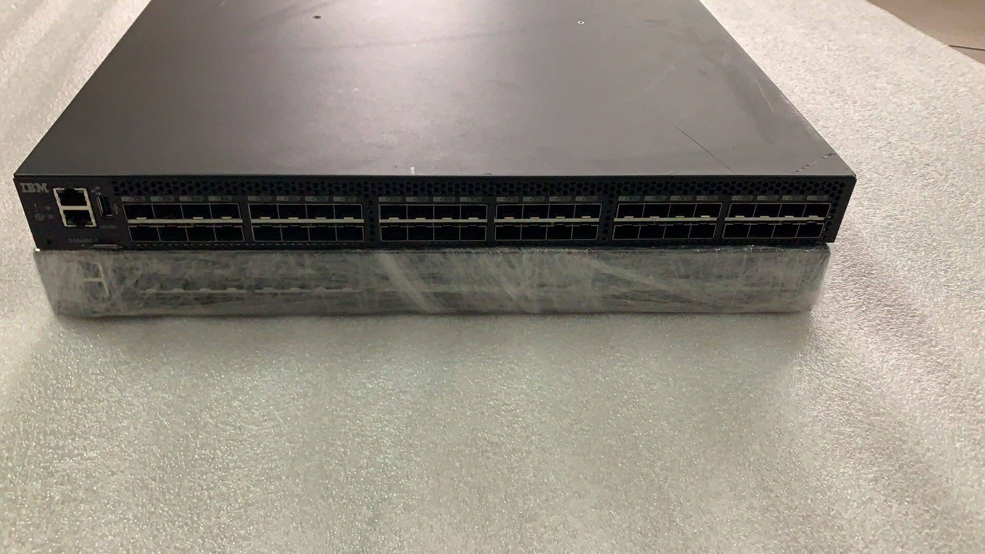 IBM 2498-F48 6510 Fiber Switch 48 Port Support 24-48 Activation