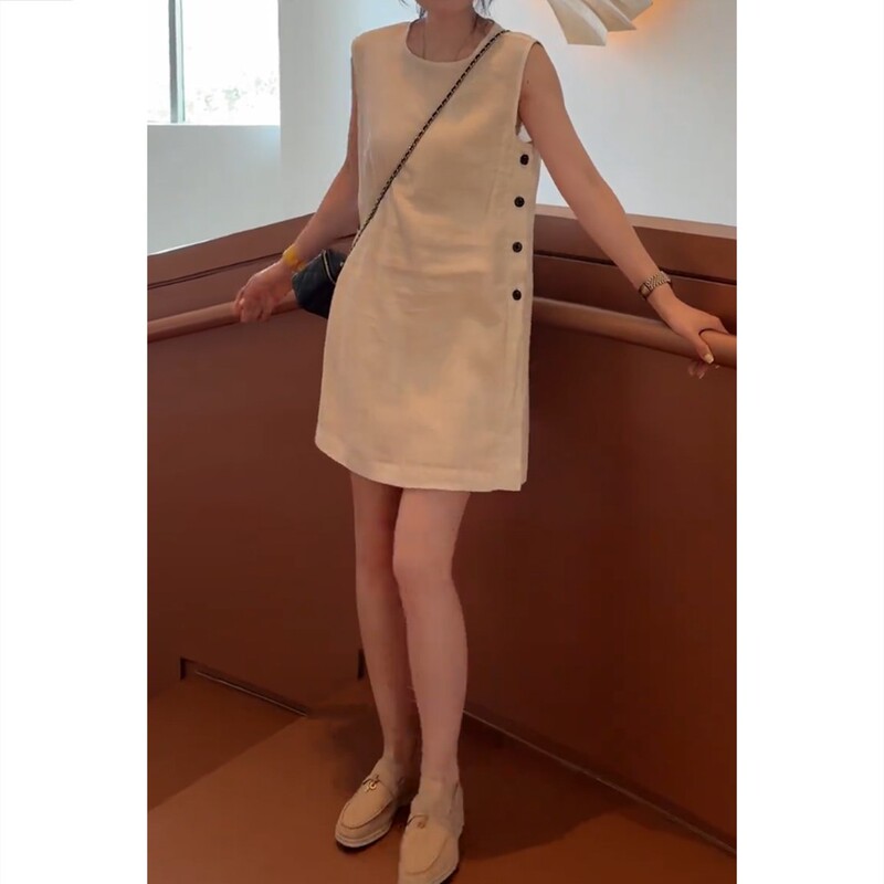 Light and Mature Style Draped Dress for Women with Pear-Shaped Body, Stylish and Slimming, Versatile Sleeveless Top and Shorts Two-Piece Set