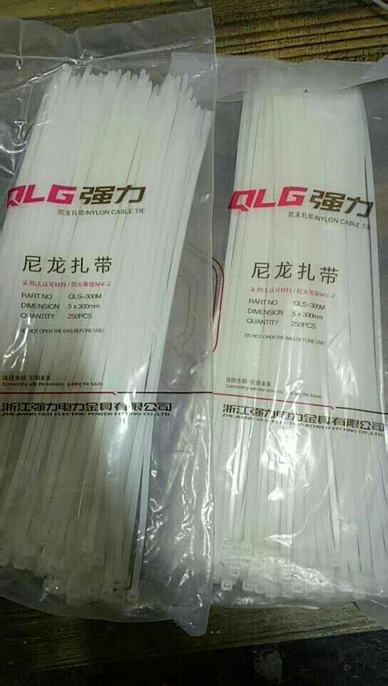 5*300 Tie Nylon Tie Self-lock Strap 11 5 Yuan One Pack 200 Roots