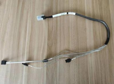 High quality SAS line MiniSAS turn 4SATA line Mini SAS1 points 4 SFF-8087-4 switching line